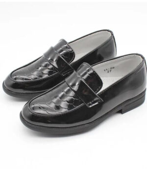 Ευέλικτα μοκασίνια λουστρίνι για αγόρια